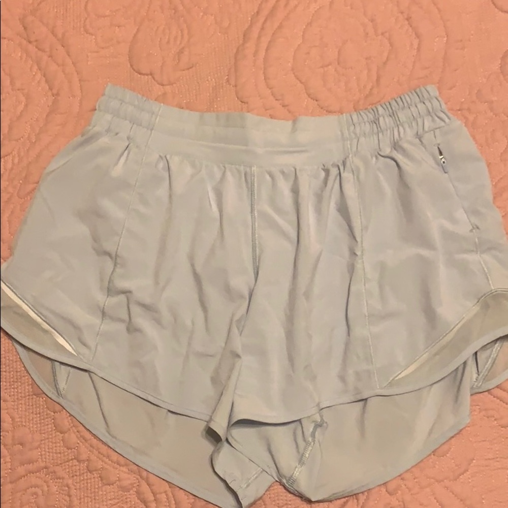 Lululemon hottie hot 4” shorts